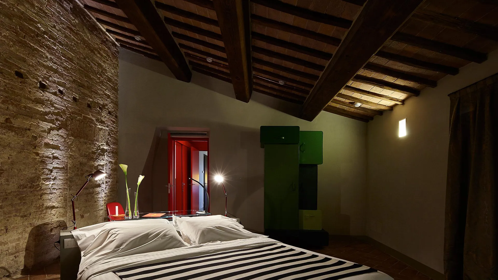 Palazzetto Rosso - Art Hotel Siena 3*,