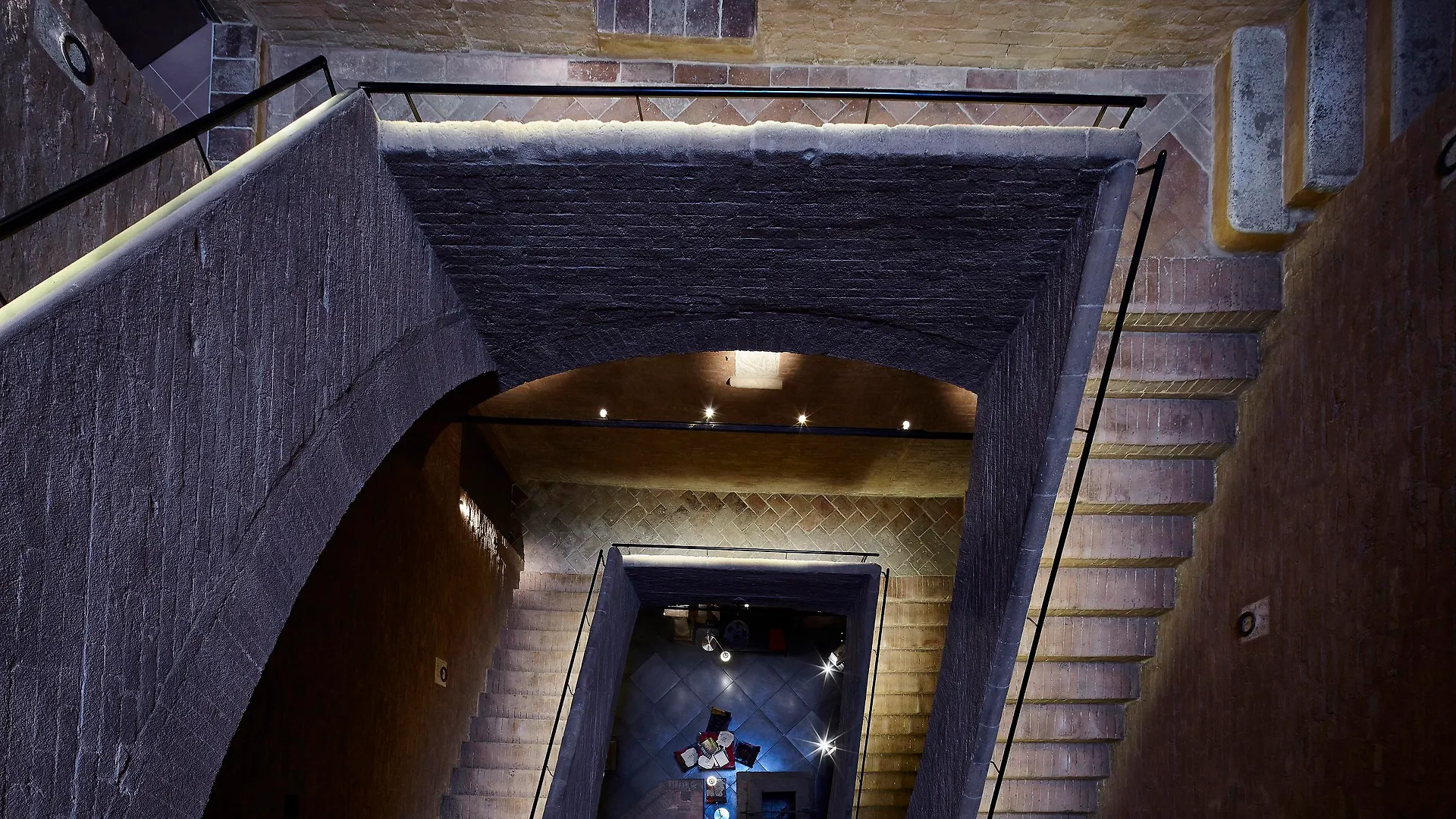 ***  Palazzetto Rosso - Art Hotel Siena Italy