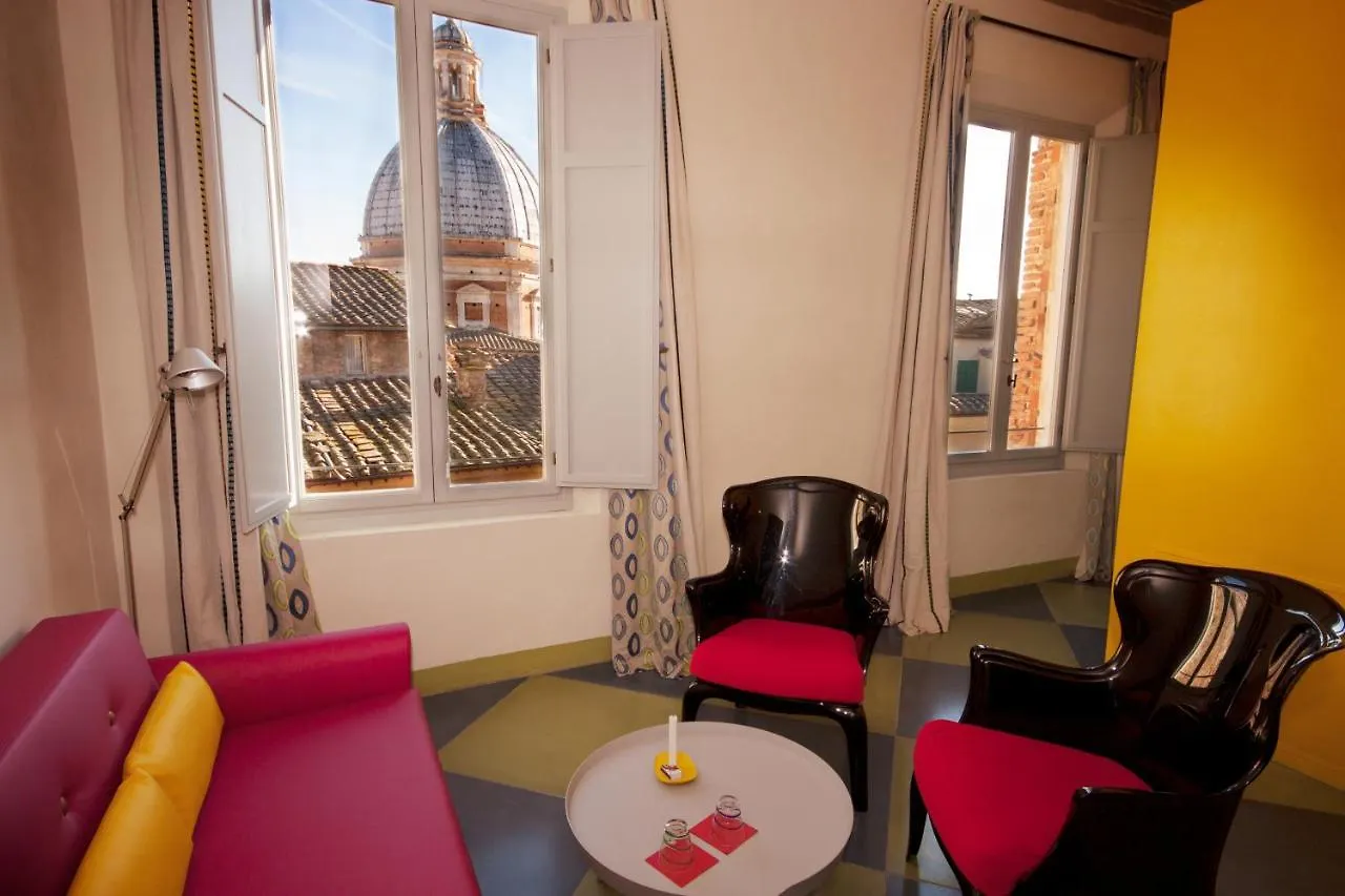 Palazzetto Rosso - Art Hotel Siena