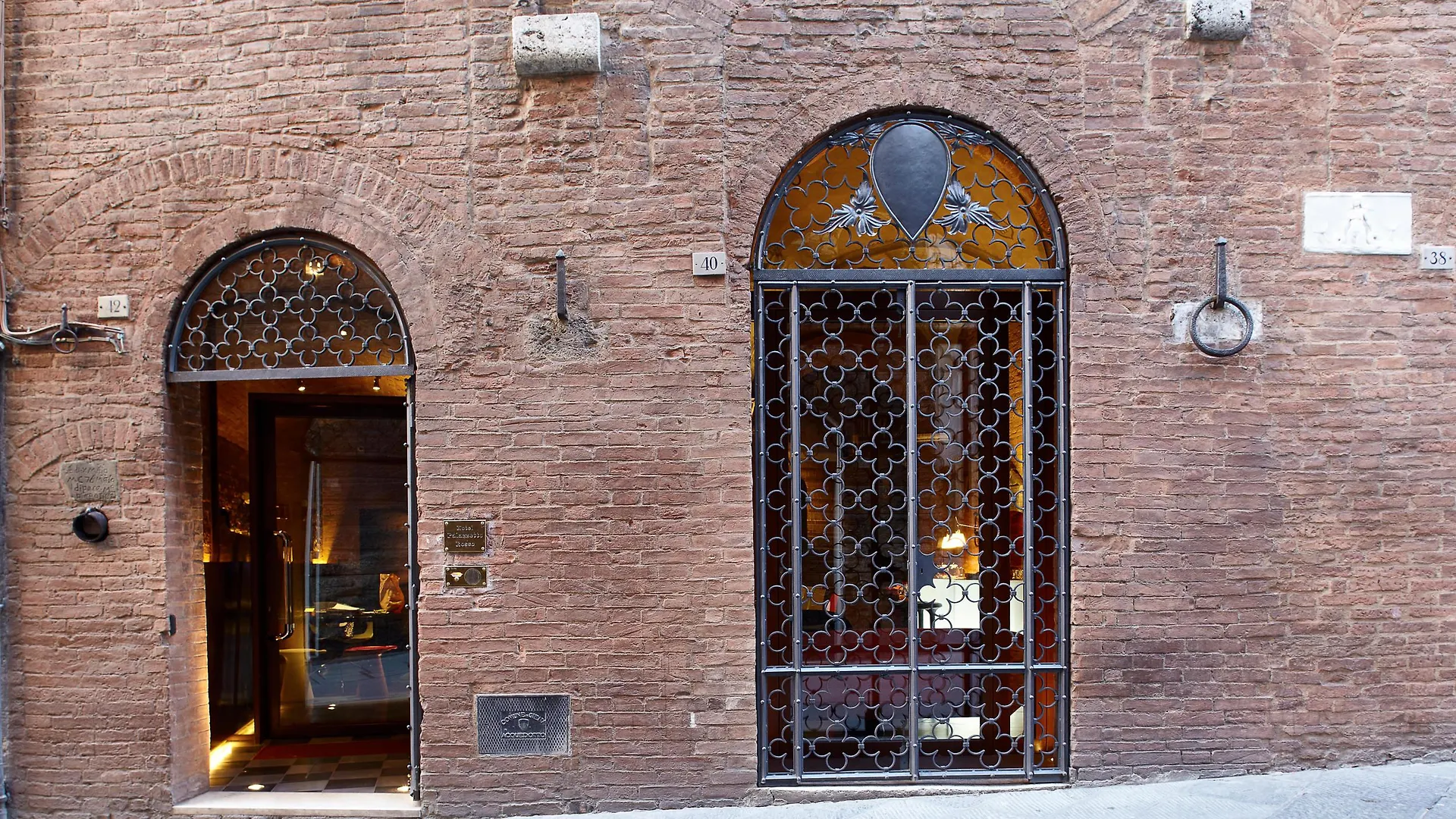 Palazzetto Rosso - Art Hotel Siena 3*,  Italy